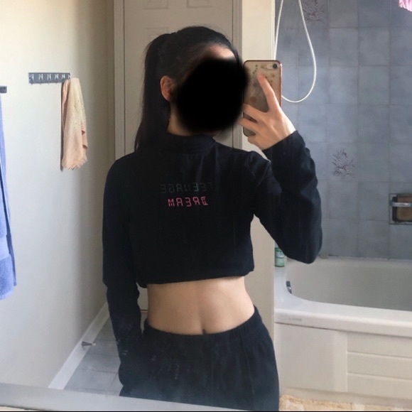 Black turtleneck - Picture 4 of 5